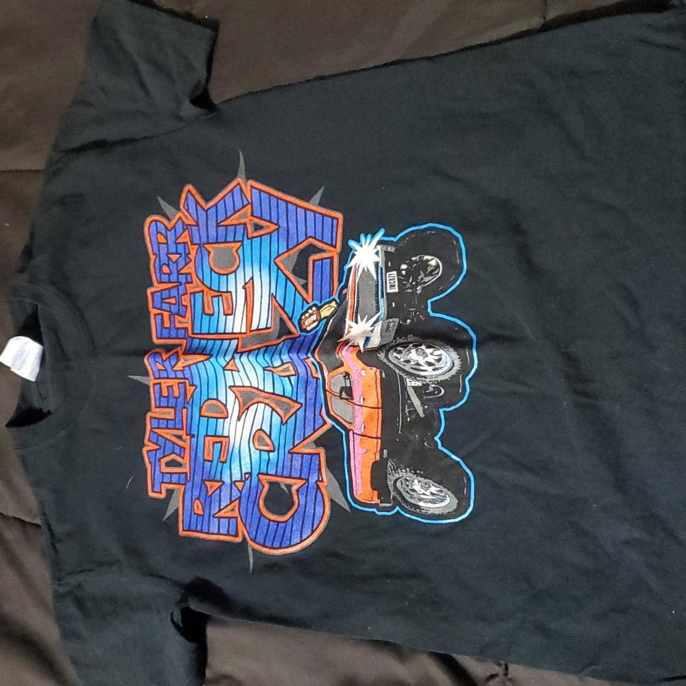 Concert tee shirt